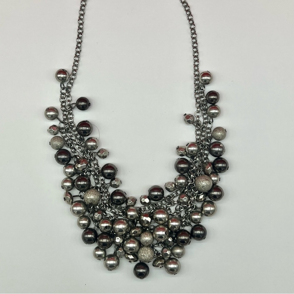 3/$20 statement necklace - Picture 2 of 3